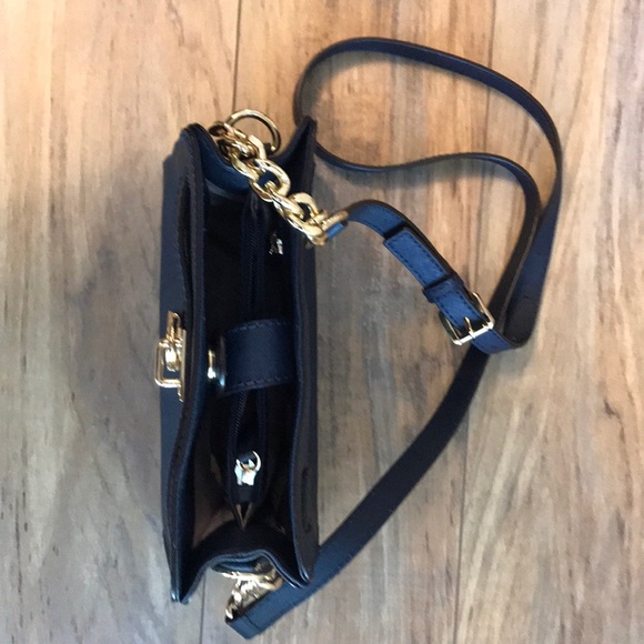 Michael Kors handbag - Picture 2 of 2